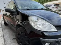Usado Renault Clio II Authentique 75 CV (55 kW) 2006 Negro Berlina