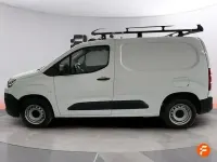 Usado Citroën Berlingo 102 CV (75 kW) 2023 Blanco Monovolumen