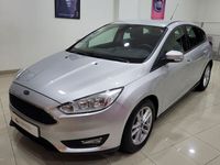 Usado Ford Focus Trend+ 125 CV (91 kW) 2018 Plateado Berlina