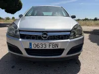 Usado Opel Astra Enjoy 100 CV (73 kW) 2006 Gris / plata Berlina