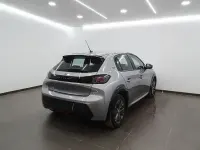 Usado Peugeot e-208 Active 100 kW (136 CV) 2022 Gris Utilitario