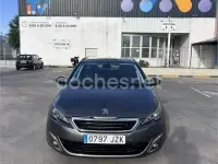 Usado Peugeot 308 SW Allure 120 CV (88 kW) 2017 Gris / plata Familiar