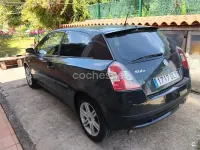 Usado Fiat Stilo Dynamic 103 CV (75 kW) 2005 Negro Berlina
