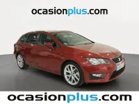Usado Seat Leon FR 150 CV (110 kW) 2015 Rojo Monovolumen