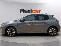 Usado Peugeot 208 Allure 101 CV (74 kW) 2025 Blanco Utilitario