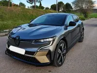 Usado Renault Megane E-Tech Iconic 160 kW (218 CV) 2024 Gris Utilitario