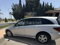 Usado Mercedes R280 190 CV (139 kW) 2007 Gris / plata Familiar