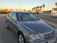 Usado Mercedes C180 Elegance 143 CV (105 kW) 2005 Beige Berlina
