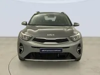 Usado Kia Stonic 101 CV (74 kW) 2025 Gris SUV