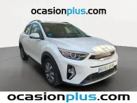 Usado Kia Stonic 101 CV (74 kW) 2025 Blanco SUV