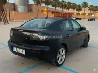 Usado Mazda 3 Sportive 109 CV (80 kW) 2007 Negro Berlina