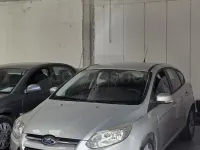 Używany Ford Focus 125 KM (91 kW) 2014 Szary Sedan/Limuzyna