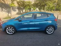Usado Ford Fiesta Titanium 125 CV (91 kW) 2017 Azul Utilitario
