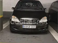 Usado Mercedes A170 Elegance 95 CV (69 kW) 2003 Negro Utilitario