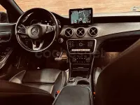 Usado Mercedes CLA220 177 CV (130 kW) 2016 Azul Berlina