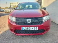 Usado Dacia Sandero Ambiance 75 CV (55 kW) 2014 Granate Berlina