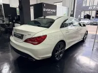 Usado Mercedes CLA220 177 CV (130 kW) 2017 Blanco Berlina