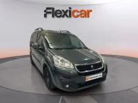 Usado Peugeot Partner Tepee Outdoor 100 CV (73 kW) 2018 Gris Monovolumen