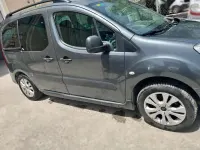 Usado Citroën Berlingo PureTech 110 CV (80 kW) 2018 Negro Monovolumen