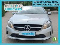 Usado Mercedes A180 109 HP (80 kW) 2018 Cinzento Citadino