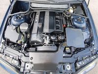 Usado BMW 320 170 CV (125 kW) 2004 Azul Berlina