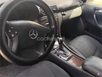 Usado Mercedes C270 Elegance 170 CV (125 kW) 2002 Blanco Berlina