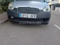 Usado Hyundai Accent 97 CV (71 kW) 2008 Gris / plata Berlina