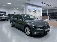 Usado VW Passat Advance 150 CV (110 kW) 2016 Gris / plata Berlina