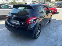 Usado Peugeot 208 Access 82 CV (60 kW) 2014 Azul Utilitario