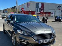 Usado Ford Mondeo Titanium 187 CV (137 kW) 2021 Gris / plata Berlina