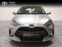 Usado Toyota Yaris Hybrid Business Edition 116 CV (85 kW) 2022 Gris / plata Berlina