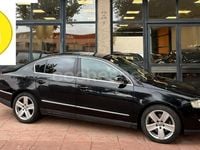 Usado VW Passat Highline 140 CV (102 kW) 2007 Negro Berlina