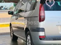 Usado Peugeot 807 109 CV (80 kW) 2004 Gris / plata Monovolumen