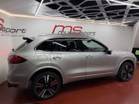 Usado Porsche Cayenne Turbo 500 CV (367 kW) 2013 Gris / plata SUV