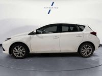 Begagnad Toyota Auris Business Edition 116 HK (85 kW) 2018 Vit Halvkombi