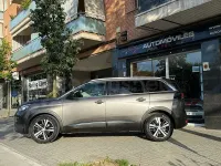 Usado Peugeot 5008 GT-line 130 CV (95 kW) 2018 Gris / plata SUV