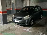 Usado Toyota Corolla Verso Sol 136 CV (100 kW) 2006 Gris / plata Monovolumen