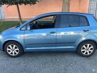 Usado VW Golf IV 75 CV (55 kW) 2005 Azul Berlina