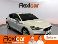 Usado Seat Leon Style 110 CV (80 kW) 2022 Blanco Utilitario