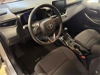 Usado Toyota Corolla Active 122 CV (89 kW) 2020 Gris / plata Berlina