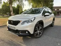Usado Peugeot 2008 Allure 130 CV (95 kW) 2019 Blanco SUV