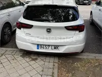 Usado Opel Astra 110 CV (80 kW) 2021 Blanco Berlina