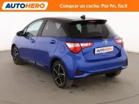 Usado Toyota Yaris 111 CV (81 kW) 2018 Azul Berlina