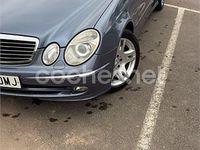 Usado Mercedes E280 Avantgarde 190 CV (139 kW) 2005 Azul Berlina