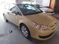 Usado Citroën C4 90 CV (66 kW) 2006 Beige Coupe