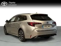 Usado Toyota Corolla Edition 140 CV (102 kW) 2023 Gris / plata Familiar