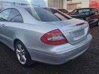 Usado Mercedes C220 Avantgarde 150 CV (110 kW) 2009 Gris Coupe