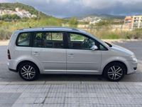 Usado VW Touran Edition 105 CV (77 kW) 2008 Gris Monovolumen