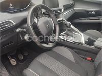 Usado Peugeot 3008 Active 130 CV (95 kW) 2022 Gris / plata SUV