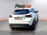 Usado Nissan Juke N-Connecta 114 CV (83 kW) 2024 Blanco SUV